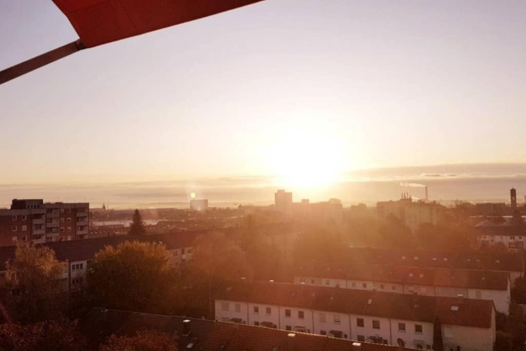 Penthouse "Michelangelo" Greatview, Wifi & Netflix Apartment ชไวน์ฟอร์ท ภายนอก รูปภาพ